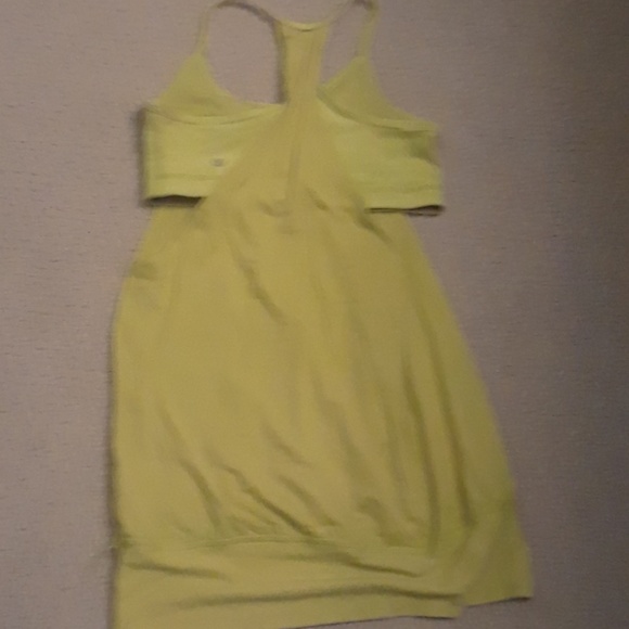 Lulu Lemon tank - Picture 2 of 2